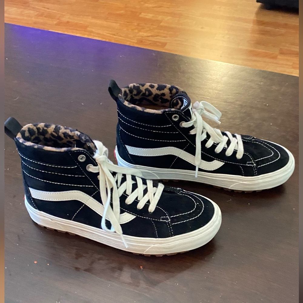 Womans Van High Tops, Size 10, Worn once.